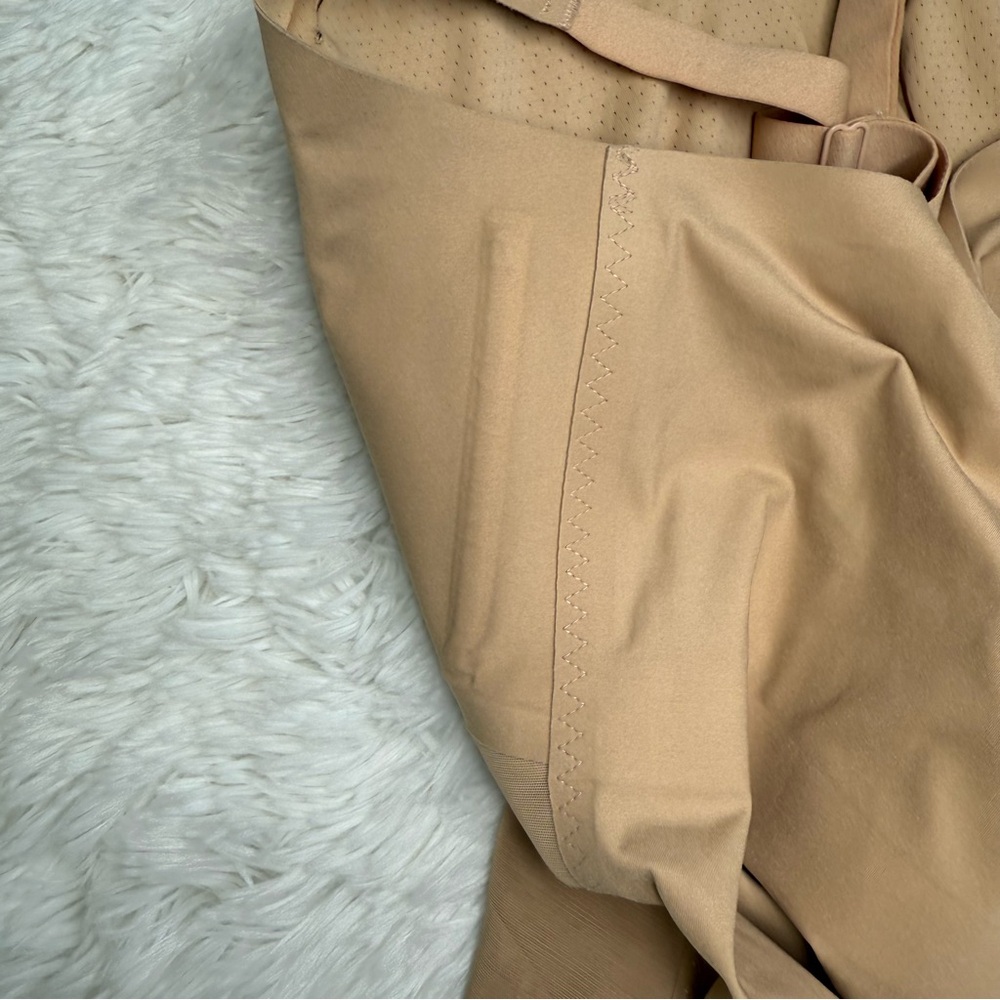 Honeylove Beige Shapewear Tank - Picture 9 of 13
